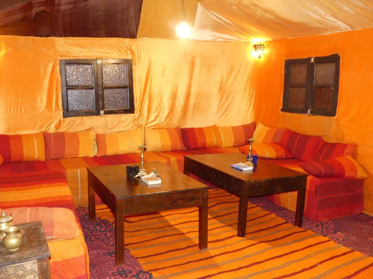 Sunset Desert Camp Hotel Мерцуга Екстериор снимка
