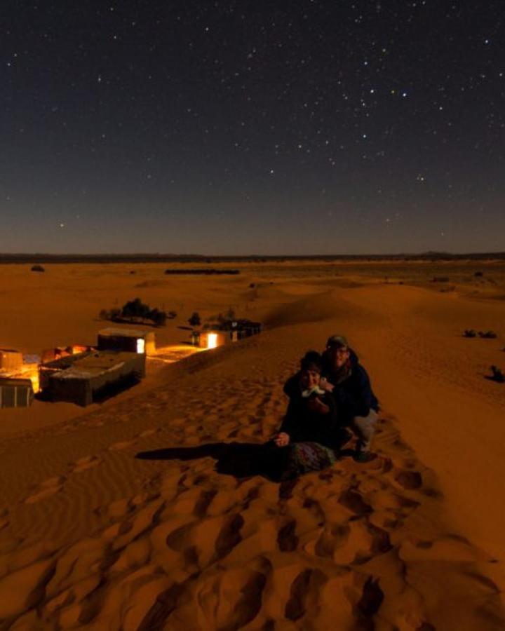 Sunset Desert Camp Hotel Мерцуга Екстериор снимка