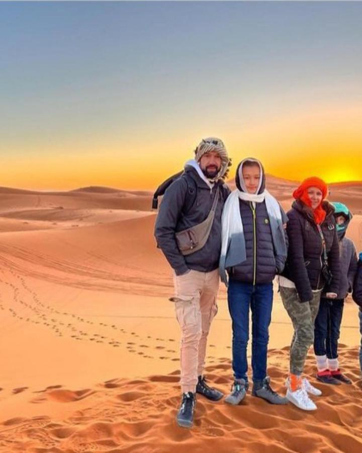 Sunset Desert Camp Hotel Мерцуга Екстериор снимка